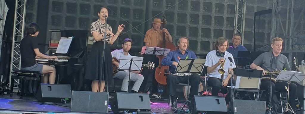 Band Savoy Satellites
(Foto: Volker Neef)