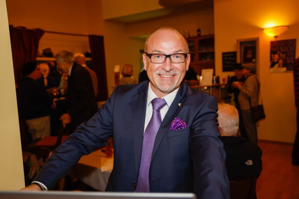 Dennis Schönwetter
(Foto: Agentur Dieter Baganz)