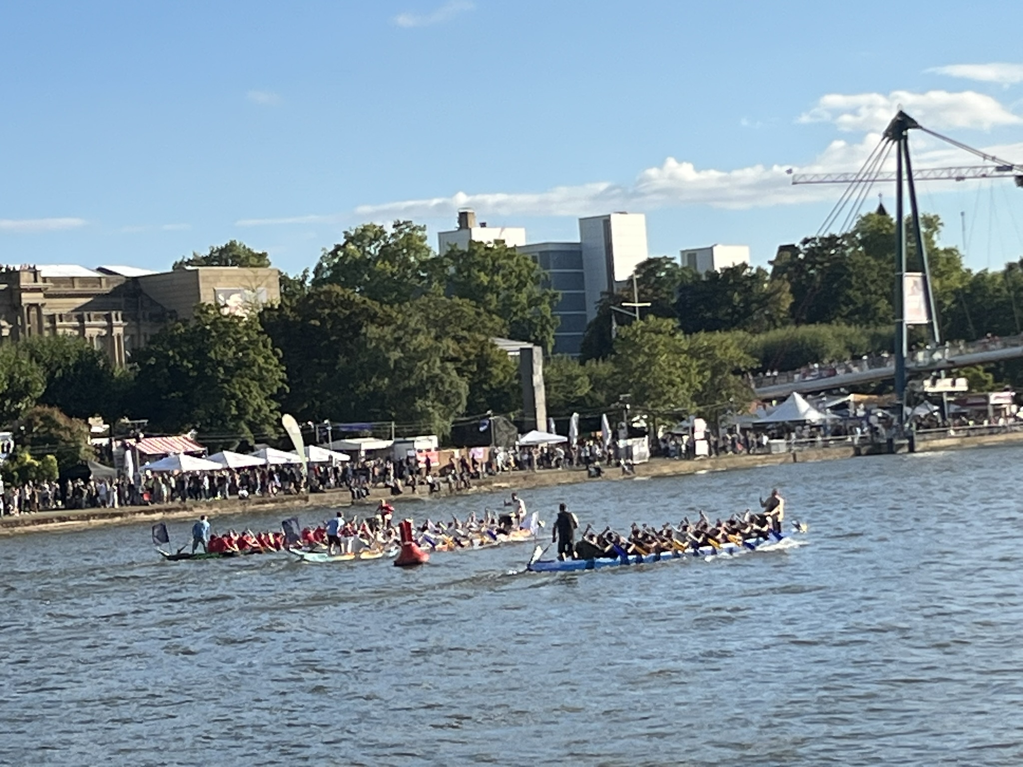 Hessen: Frankfurter Museumsuferfest 2025 mit beeindruckender Internationalität endete