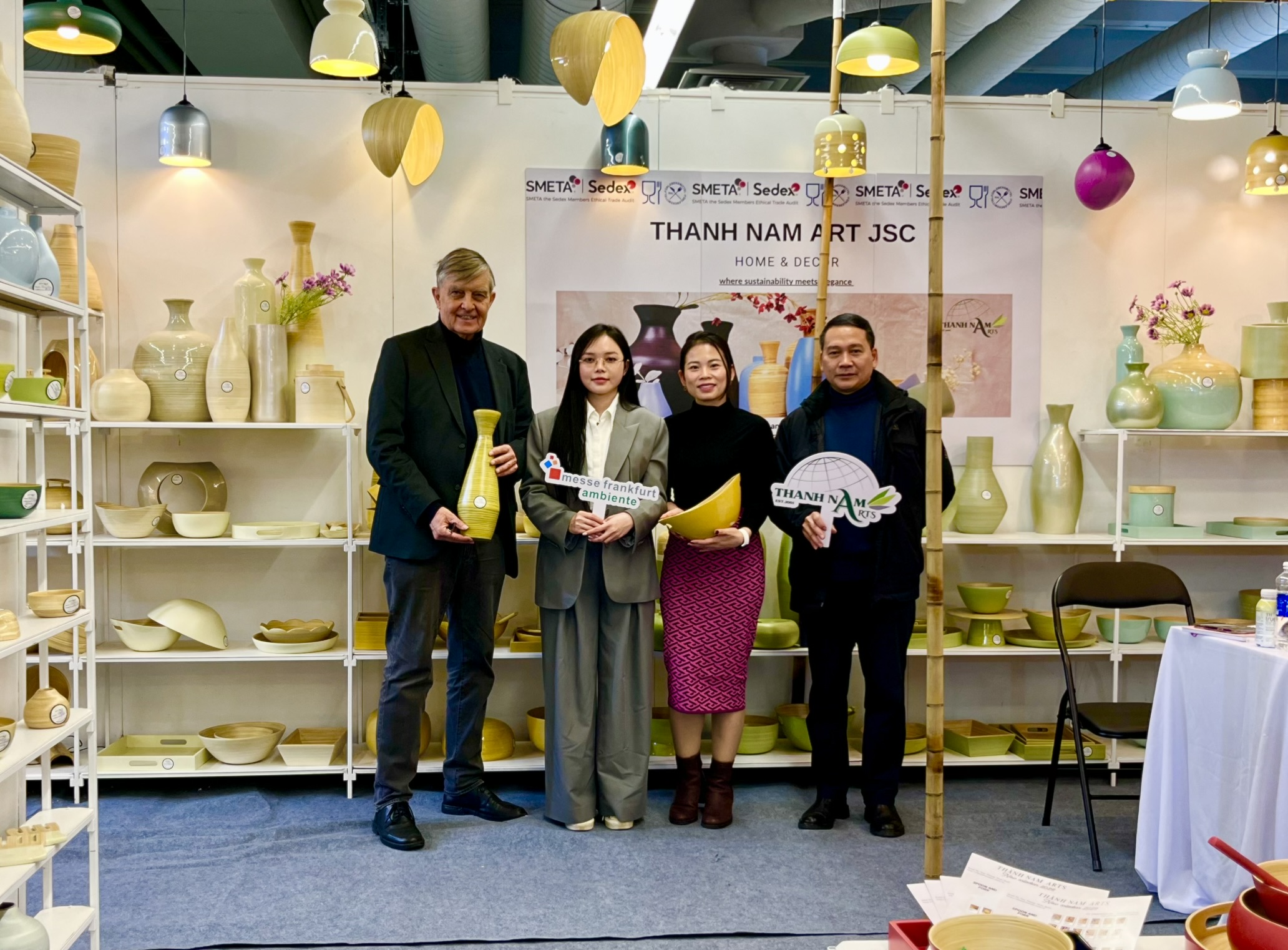 Vietnamesische Aussteller auf der „Ambiente 2026“ durch Konsulatsbesuch gewürdigt