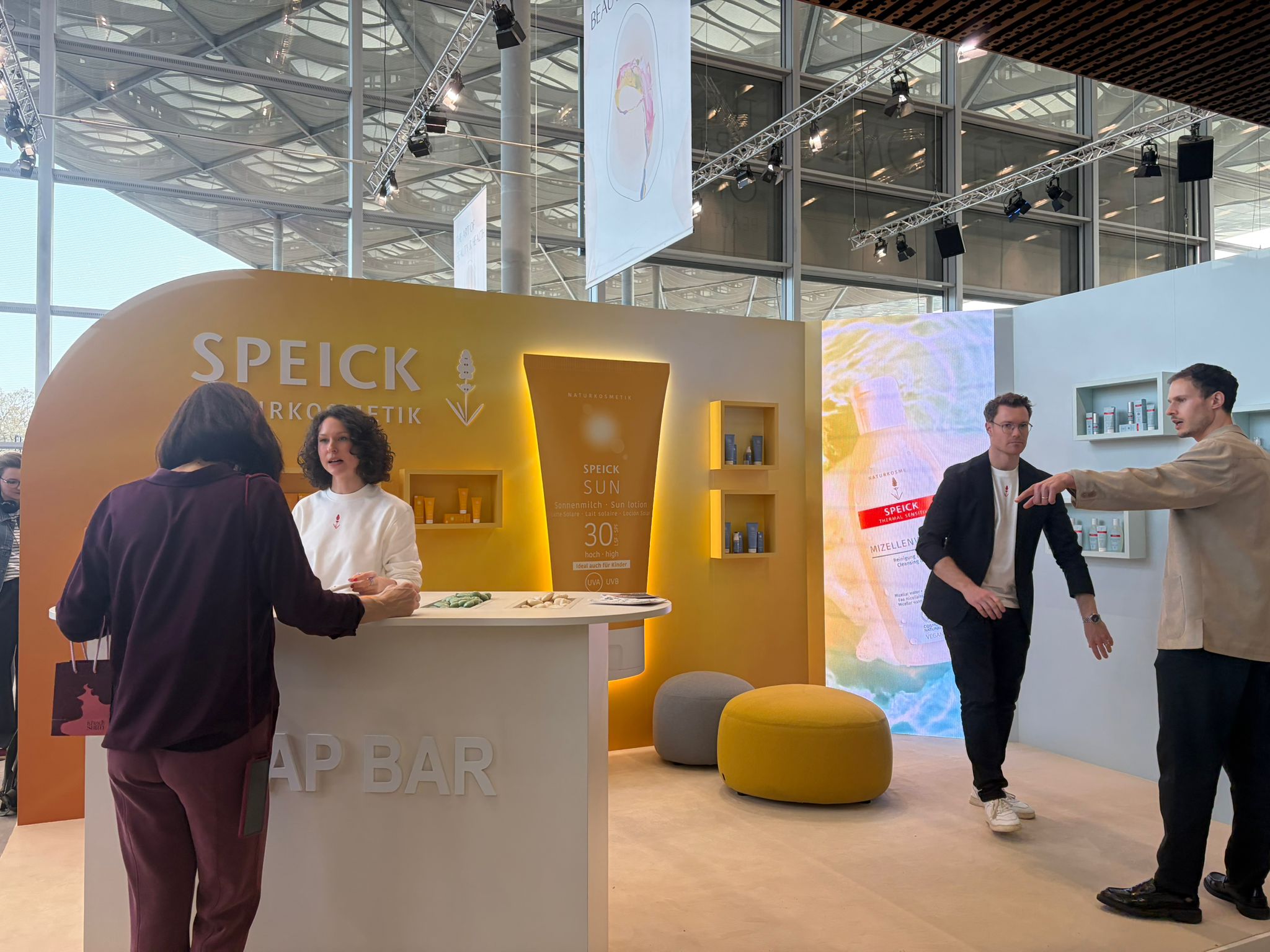 Naturkosmetik auf der Beauty-Fachmesse in Düsseldorf
