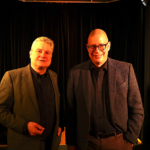 Robbin Juhnke, MdA (re.) und der Intendant des Zimmertheaters Steglitz, Günter Rüdiger