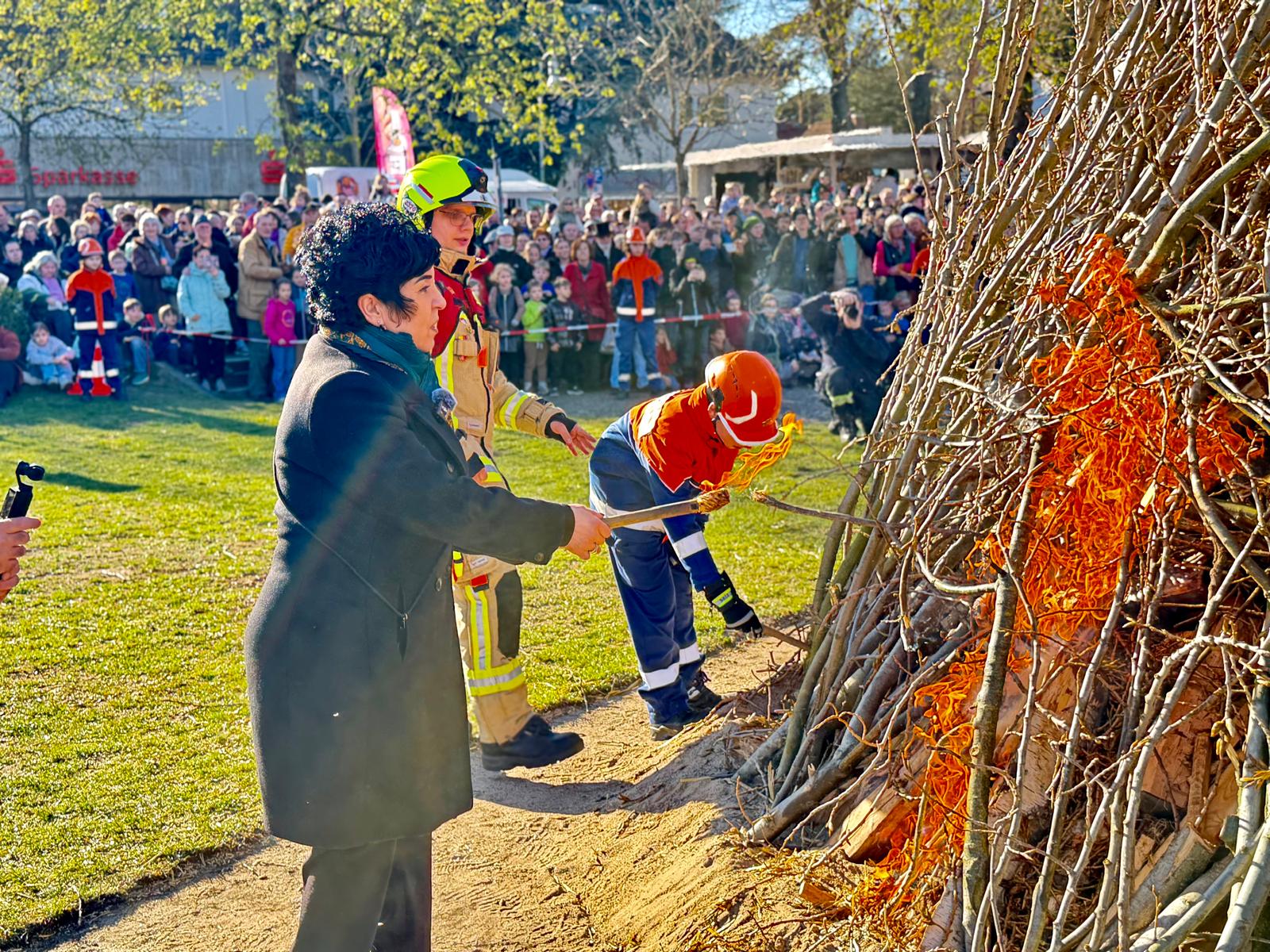 Endlich wieder Osterfeuer in Frohnau