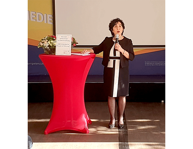 Reinickendorfer Bürgermeisterin ehrt Unternehmerin Liz Deim