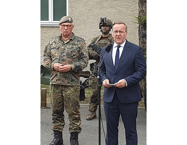 Bundesverteidigungsminister Pistorius besuchte Heimatschutzdivision und Wachbataillon