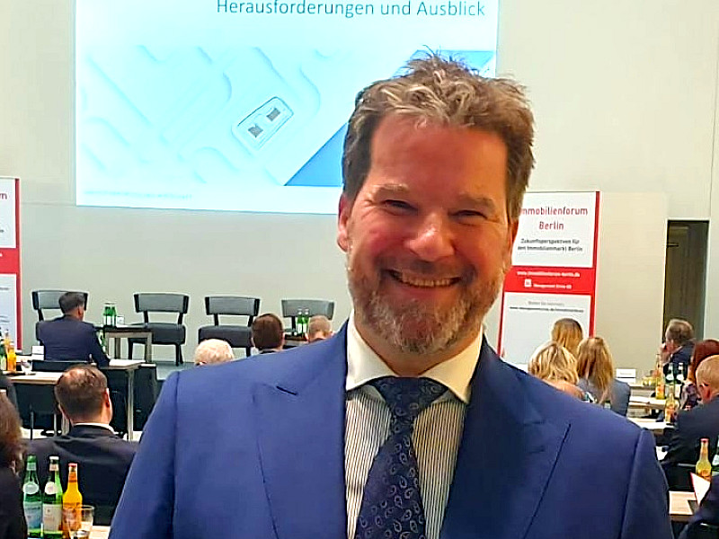Hochkarätige Politiker zu Gast beim 13. Immobilienforum Berlin 2026  