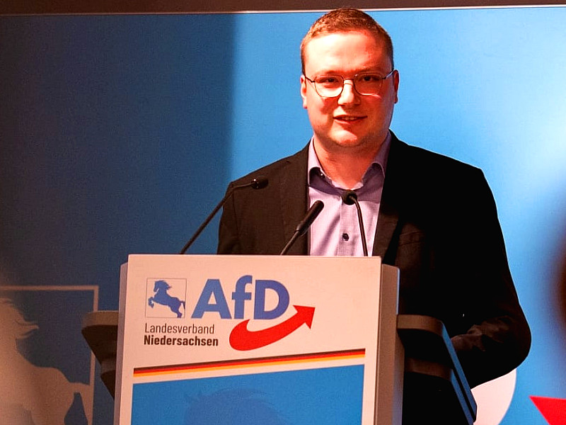 Adrian Maxhuni: „Gegen politische Hexenjagd zur Wehr setzen!“