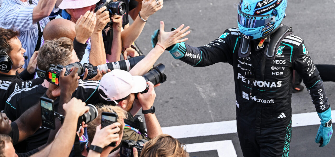 Pole für George in Baku