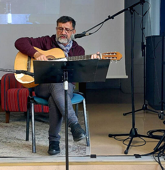 Stepan Gantralyan beim Jubiläumspoesiefestival „Zhukovsky“ in Estland